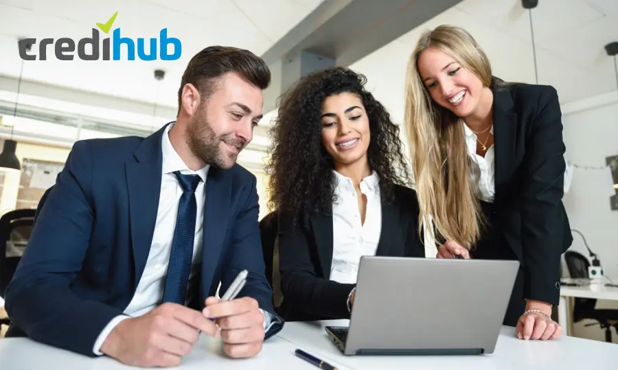 Довери се на CrediHub – разбери психологията зад онлайн кредитирането